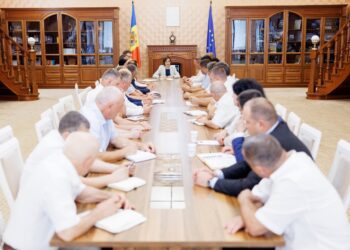 Maia Sandu îndeamnă președinții de raioane să sprijine parcursul european al R. Moldova