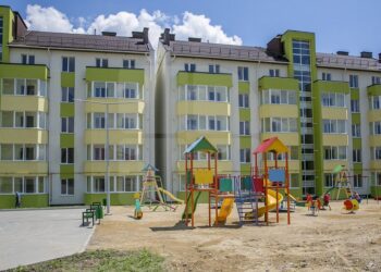 Șase milioane de euro pentru eficientizarea energetică și renovarea clădirilor publice din țară. Cine oferă banii