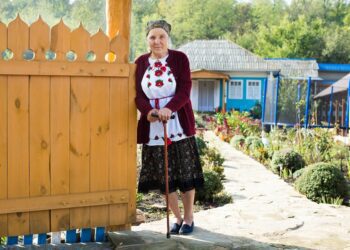 VIDEO | A transformat casa bunicii într-o afacere de succes. Cum arată pensiunea familiei Gîscă din satul Chișcăreni