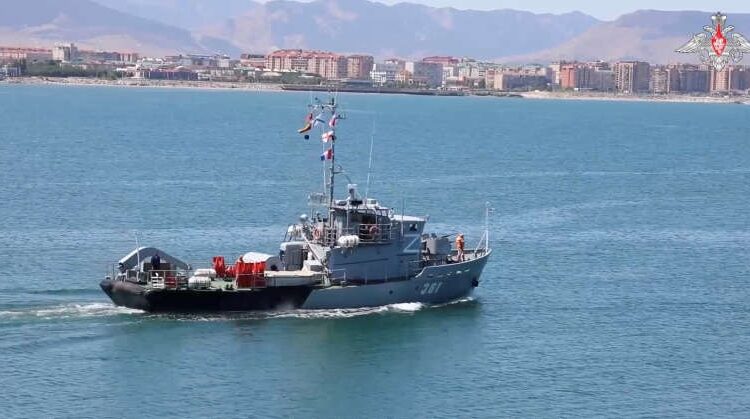 Rusia desfăşoară exerciţii militare pe o insulă disputată din apropierea Japoniei