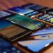 Utilizarea telefoanelor mobile în timpul orelor de studii în școlile din țară va fi interzisă prin lege