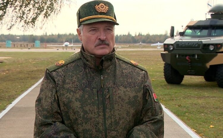 Aleksandr Lukaşenko afirmă că aproape o treime din forţele armate belaruse sunt desfăşurate la frontiera cu Ucraina