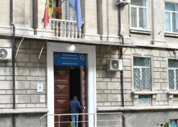Candidații la funcția de președinte vor constitui, în mod obligatoriu, un grup de inițiativă