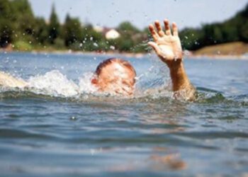 Un copil de 12 ani, înghițit apele Prutului
