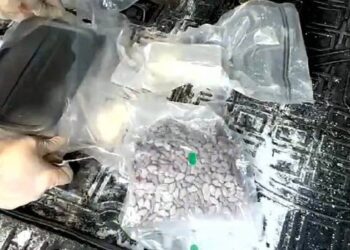 VIDEO // Captură de droguri de peste 1,5 mil. de lei. Patru persoane au fost reținute