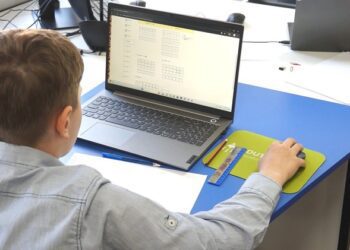 Încă un examen opțional pentru elevii din clasele a IX-a și a XII-a