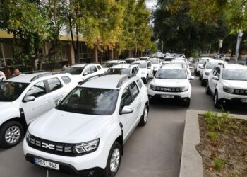 Serviciul „Echipa mobilă” va fi disponibil în toate raioanele din R. Moldova. Agențiile Teritoriale de Asistență Socială au fost dotate cu 16 mașini noi