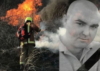 Un pompier a decedat la datorie. A fost găsit la pământ de către propriii colegi