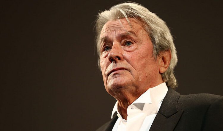 A murit Alain Delon. Actorul francez avea 88 de ani