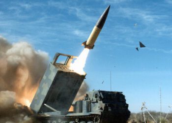 Rusia și-a mutat 90% din avioanele de luptă de frica rachetelor americane ATACMS