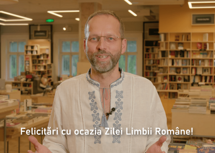 VIDEO / Șeful Delegației UE la Chişinău, Jānis Mažeiks, i-a felicitat pe vorbitorii de limbă română într-un mod inedit