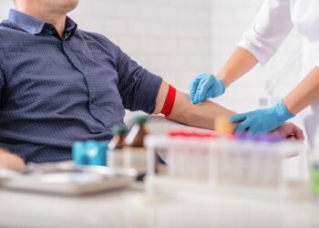 Ce trebuie să mănânci după ce ți s-a luat sânge. Alimentele bogate în fier și vitamine din grupul B sunt ideale