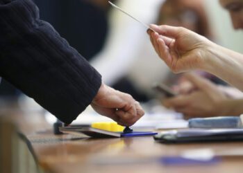 Среда — последний день, когда избиратели могут заявить о своем новом месте жительства