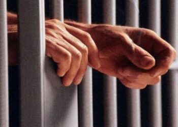 Copil de 11 ani, violat de doi consăteni la Nisporeni. Indivizii, trimiși după gratii