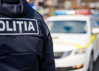 VIDEO // Au răpit un automobil și l-au abandonat pe un câmp din orașul Drochia. Doi tineri, reținuți