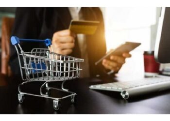 Moldovenii pot comanda produse din magazinele europene cu livrare direct acasă. Platforma EUlivrez.md, lansată la noi în țară