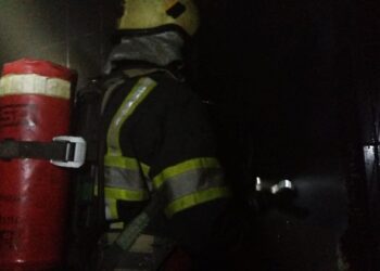 Un incendiu puternic a cuprins subsolul unei clădiri din capitală