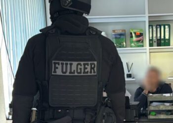 VIDEO / Angajatul unei companii de pesticide, investigat pentru divulgarea secretelor comerciale. Prejudiciul cauzat se ridică la 2 milioane de lei