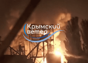 Stare de urgență în orașul Feodosia din Crimeea. Explozii și incendiu la un depozit de petrol