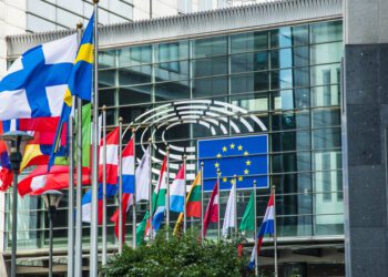Parlamentul European acordă Ucrainei un împrumut de până la 35 de miliarde de euro. De unde vin banii
