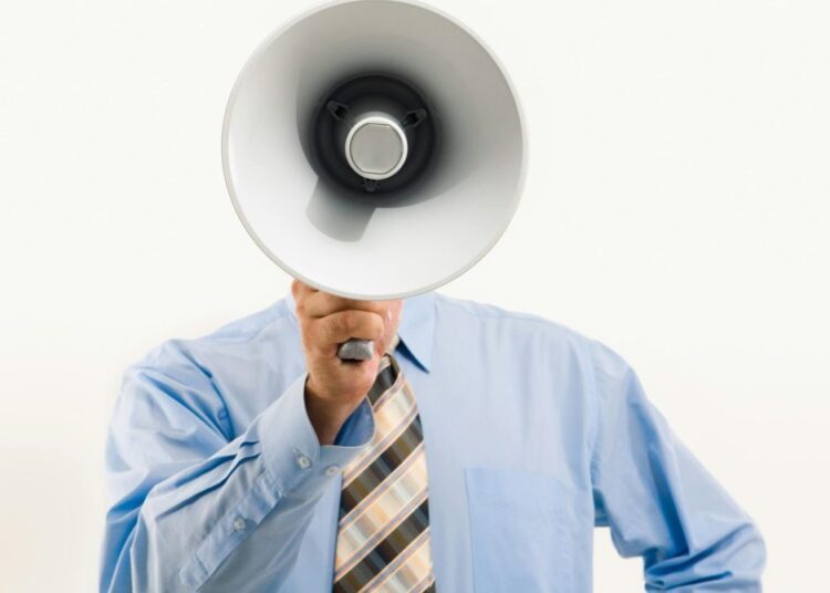 Astăzi este ultima zi de agitație electorală pentru alegerile prezidențiale și referendum