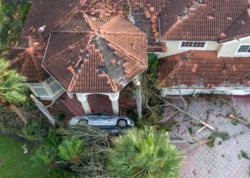 Florida: Uraganul Milton a ucis oameni, a distrus case și mașini