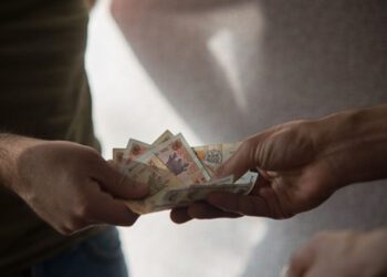 Weekend cu amenzi pentru alegătorii corupți. Poliția a întocmit încă 224 de procese-verbale