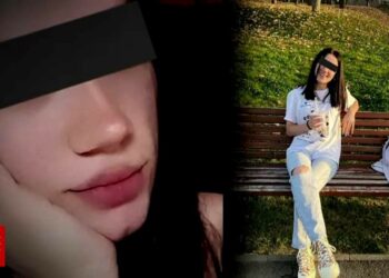 O moldoveancă de 18 ani, înjunghiată mortal de un vecin în Bacău. I-ar fi cerut un foc, apoi a atacat-o în prezența fraților ei