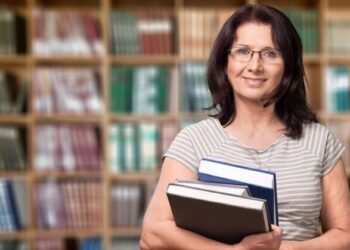 Profesorii care dețin grad didactic superior nu vor mai fi nevoiți să-l reconfirme