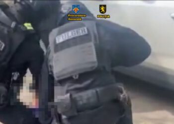 Recidivist deosebit de periculos, reținut în august, trimis în judecată