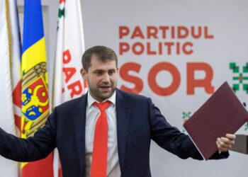 AUDIO / „Vom cere 1000, dar ne zapravlim cu 500 și gata”. Cum oamenii lui Șor fură banii oligarhului „refugiat” la Moscova