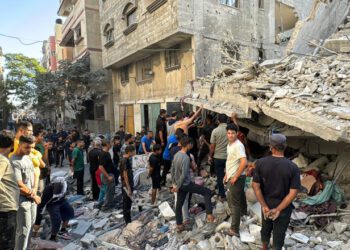 „Scene înfiorătoare se desfăşoară în Gaza”. Cel puțin 87 de morți într-un atac israelian