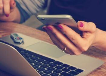 FOTO | FALS! Se prezintă drept angajați ai statului pentru colectarea datelor personale ulterior, comit jafuri