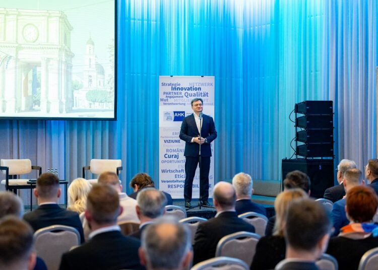 Премьер пригласил румынских и немецких бизнесменов инвестировать в Республику Молдова