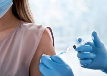 Moldovenii au grijă de sănătatea lor. Stocurile de vaccin antigripal din două raioane au fost epuizate