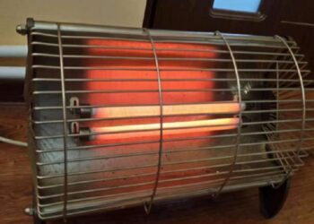 Trei persoane, printre care un copil de 8 ani, transportate la spital din cauza încălcării regulilor antiincendiare la exploatarea surselor de încălzit