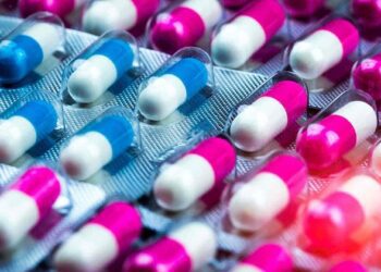 Abuzul de antibiotice rămâne o provocare în domeniul sănătății publice din țara noastră, avertizează specialiștii