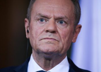 Donald Tusk, avertisment dur după atacul Rusiei cu noua rachetă balistică asupra Ucrainei: Ameninţarea unui conflict global este reală