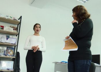 Burse de merit pentru elevii și studenții romi: O tânără din Comrat, un model de ambiție