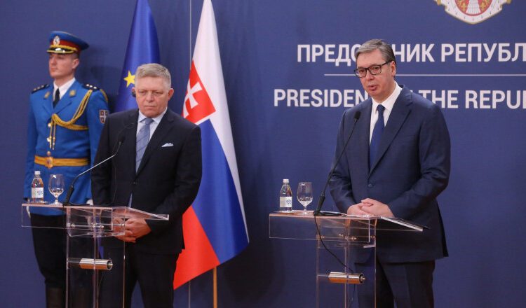 Președintele Serbiei crede că ne apropiem de dezastru. Aleksandar Vucic: „Îl cunosc bine pe Putin. Nimeni nu blufează”