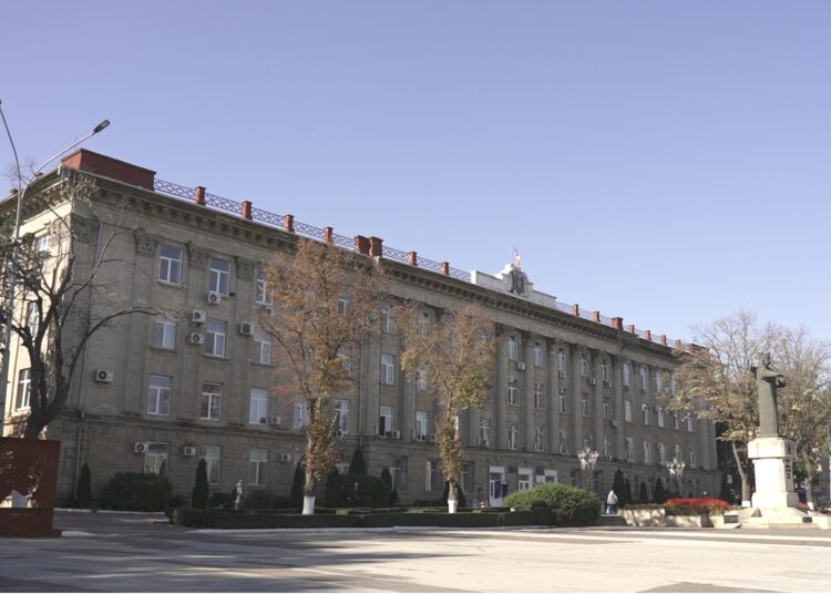 ANALIZĂ // Bălțiul nu corespunde statutului de MUNICIPIU. Suntem restanțieri la mai multe capitole. La Edineț și Soroca e altfel