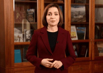 VIDEO // Maia Sandu îndeamnă românii să voteze: „Ştim ce înseamnă despărţirea – granițe închise şi tăcerea impusă de un regim”