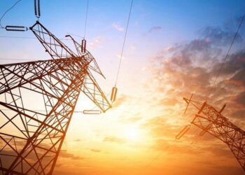 Piața energiei electrice a Moldovei se va integra în cea europeană. Cine are de câștigat
