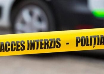 Tragedie matinală la Bălți. Un tânăr a murit după ce a căzut în gol de la etajul superior al unui bloc de locuințe