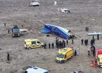 Avion cu 67 de persoane la bord s-a prăbușit în Kazahstan. Zeci de morți