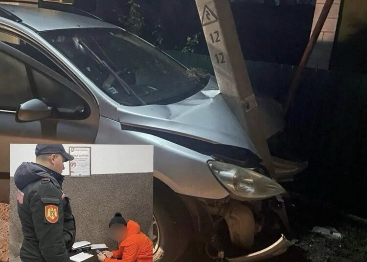 Un tânăr beat și fără permis de conducere a juns cu mașina într-un stâlp din Bălți