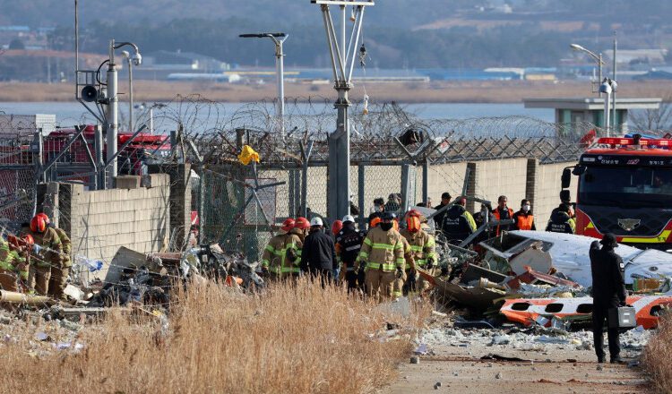 VIDEO // Tragedie aviatică! O aeronavă cu 181 de oameni la bord a explodat după o aterizare forțată. Aproape toți au murit
