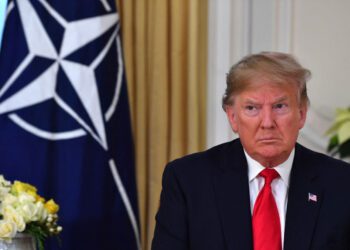 Donald Trump cere statelor membre NATO să crească cheltuielile de apărare la 5% din PIB. SUA ar ieși din alianță dacă țările nu sunt de acord