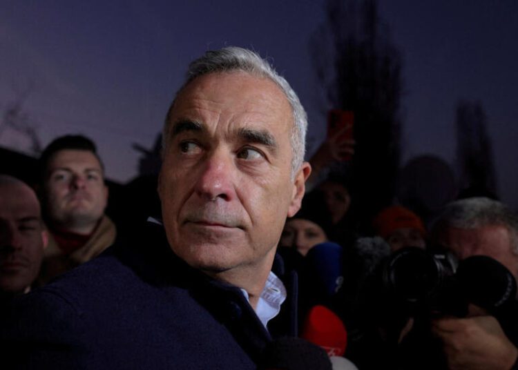 Percheziţii în România, inclusiv la cel care ar fi finanţat campania pe Tik Tok a lui Călin Georgescu