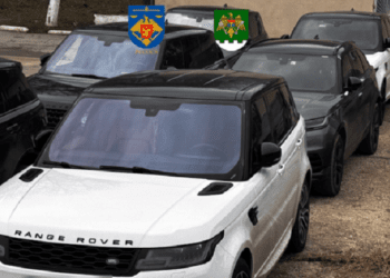 Descinderi în mai multe localități din țară într-un dosar de contrabandă cu mașini